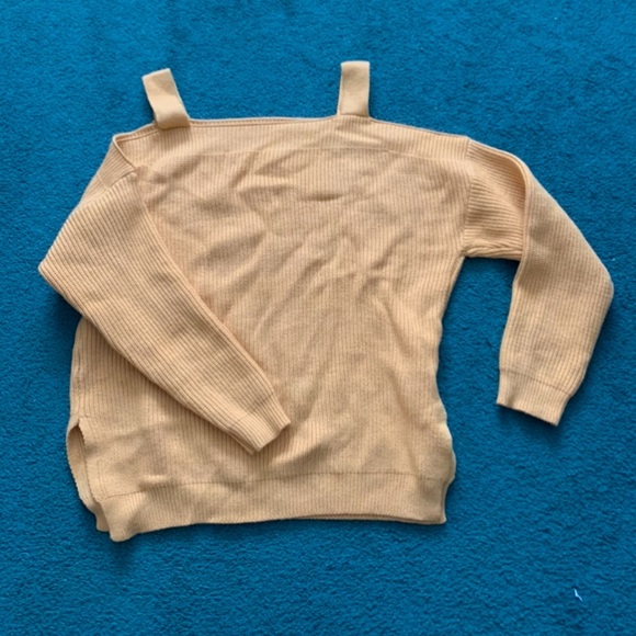 Mustard Sweater - Picture 2 of 8